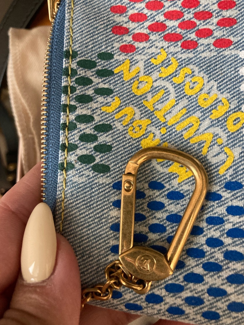 Limited edition RETAIL 650 Louis Vuitton Denim Key Pouch Multicolor Embroidery - Picture 14 of 16